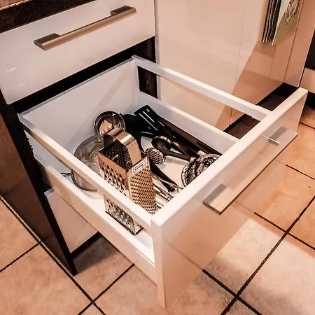 Appartement 12 *